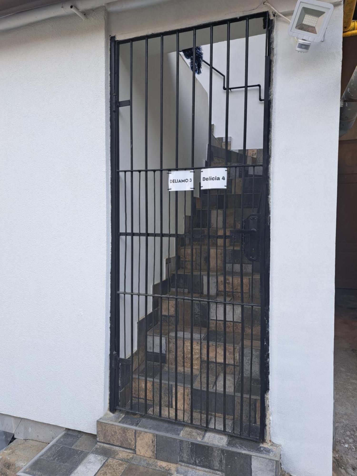 Studio With Free Parking In The Center - Deliamo 3 Sibiu Exterior photo